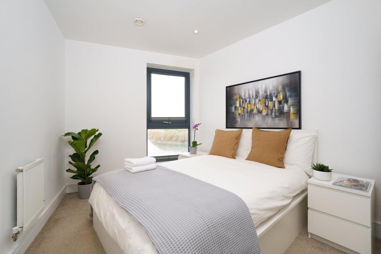 1 Bed Flat Near Canary Wharf, O2 Apartment London Exterior photo