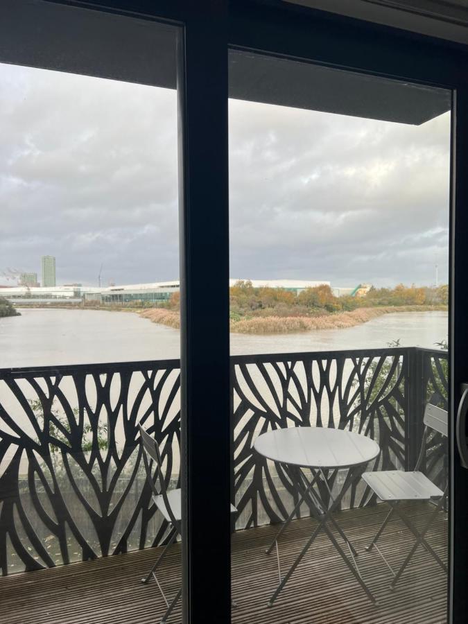 1 Bed Flat Near Canary Wharf, O2 Apartment London Exterior photo